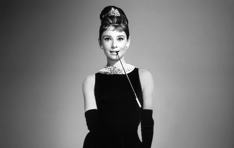 Audrey Hepburn, robe noire
